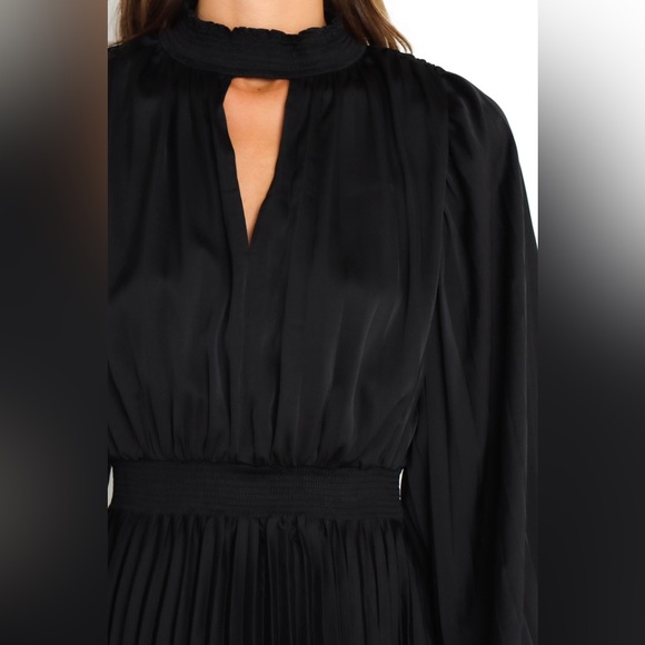 PETAL AND PUP Eloise Dress Elegant Black Pleated - Picture 3 of 12